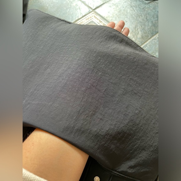 Lululemon Throwback Triple-Zip Duffle Bag 25L - Picture 11 of 12